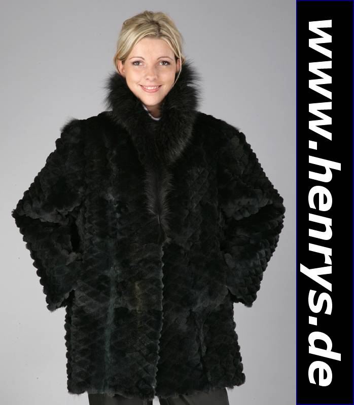 Geschorene Kaninchen-Longjacke, dunckelgrün, mit Fuchskragen, Gr. ca. 38/40, graues Innenfutter, Fell in Rautenmuster, schwarzer Fuchskragen mit ...