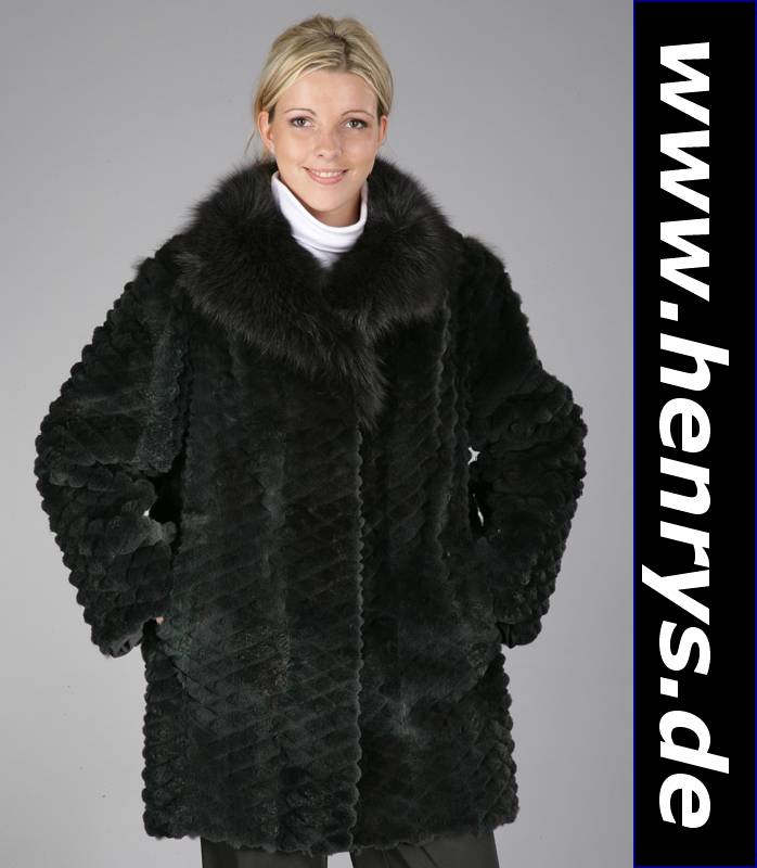 Geschorene Kaninchen-Longjacke, dunckelgrün, mit Fuchskragen, Gr. ca. 38/40, graues Innenfutter, Fell in Rautenmuster, schwarzer Fuchskragen mit ...