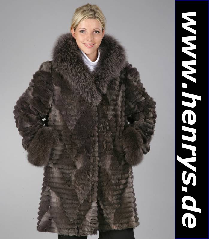 Geschorene Kaninchen-Longjacke, grau, mit Fuchskragen, Gr. ca. 40/42, graues Innen- futter, Fell quer verarbeitet, grauer Fuchs- kragen mit ...