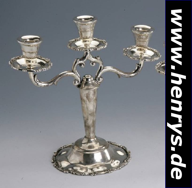 3-flammiger Kerzenleuchter, Mexiko, 925er Silber, schwere, massive Ausf., Tüllen abschraubbar, total ca. 885 g, H. ca. 29 cm, B. ca. 28 cm