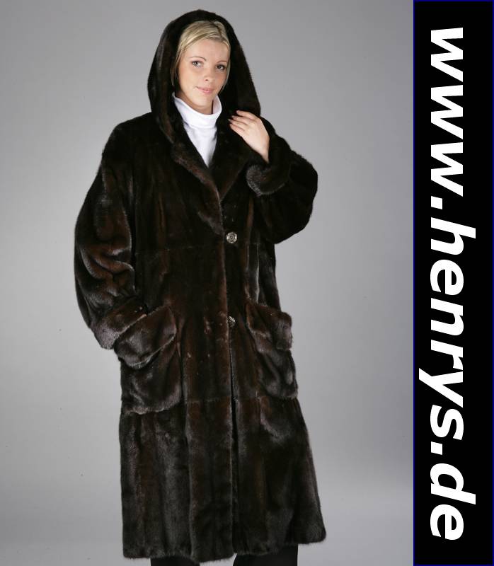 Dunkelbrauner Nerzmantel mit Kapuze, Gr. ca. 44, Innenlabel: Canada Majestic Mink, Pelz MÜller/Mainz, 2 aufgesetzte Taschen, Ärmel mit umklapbarem ...
