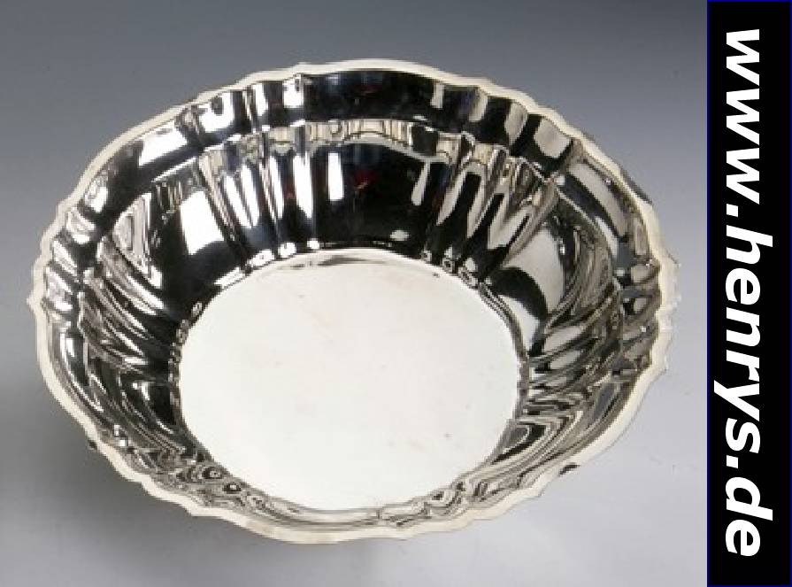 Anbietschale, Amerika, Gorham, Chippendale, 925er Silber, Rand mehrfach gelappt, klassische, zeitlose Form, H. ca. 5.5 cm, D. ca. 23.5 g, ca. 455 g