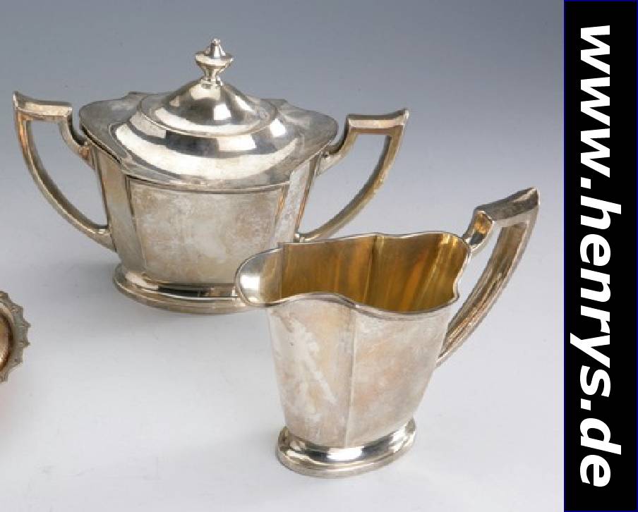 Sahnegießer und Zuckerdose mit Deckel, Amerika, 925er Silber, klassische, zeitlose Form, in Andeutung des Empirestils, Standringe getreppt (bei ...