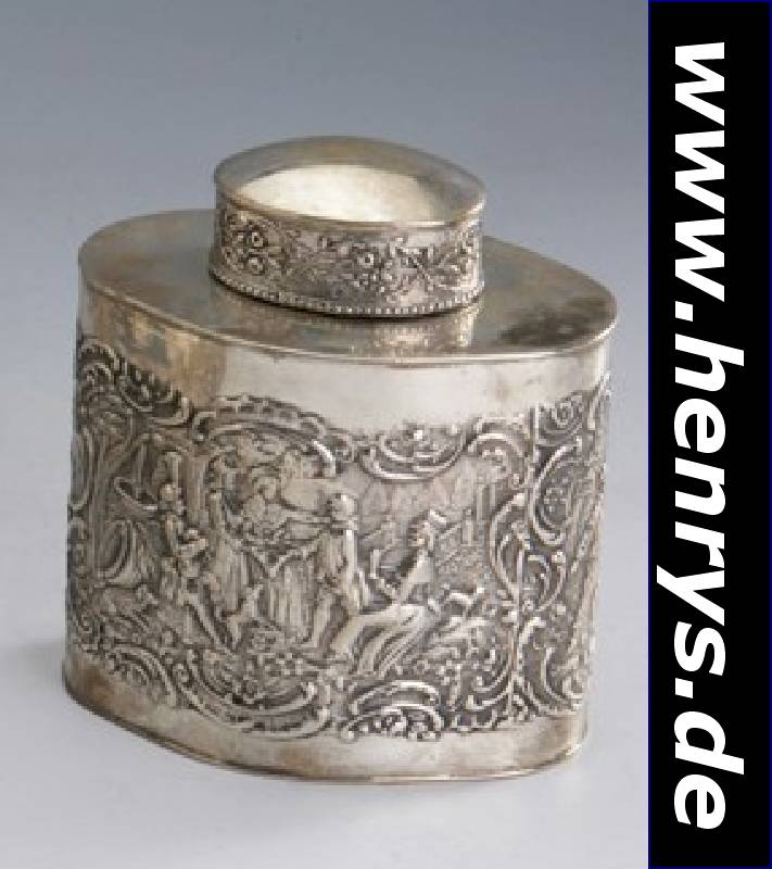 Tabakdose, deutsch, Hanau um 1900, 800er Silber, umlaufende Landschaftsszenerie mit Personenstaffage, abstrakt floral verz., H. ca. 11 cm, ca. 200 g