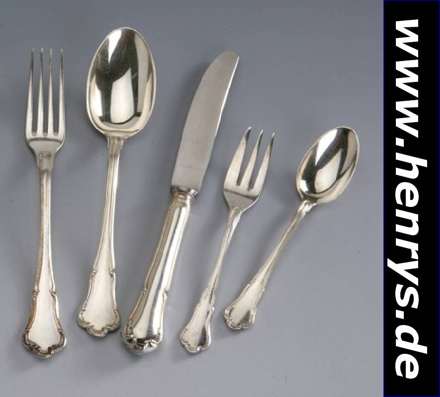 37-teiliges Besteck, Wilkens/Bremen, deutsch um 1910, 800er Silber, best. aus: 6 Menue- messern (Klingen Stahl, Griffe gefüllt), 6 Menuelöffel, 6 ...