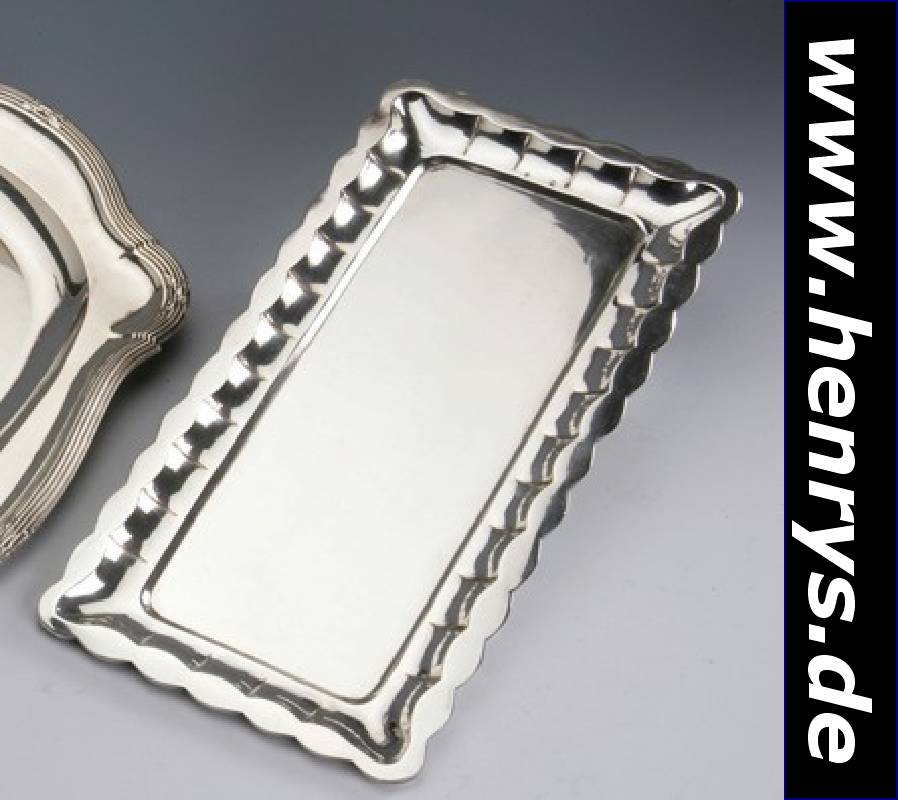 Tablett, Österreich um 1905/10, Silber, Rand mehrfach gelappt, für den Export, ca. 10 x 20 cm, ca. 720 g
