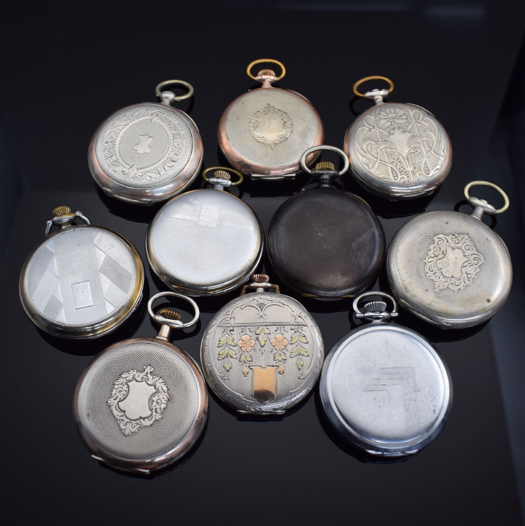 Detail c: Konvolut: 10 Taschenuhren, Schweiz/Deutschland um 1890 - 1960, Silber- & Metallgehäuse, Metall- / Emailblätter (riss.),Zylinder- & Ankerwerke, ...