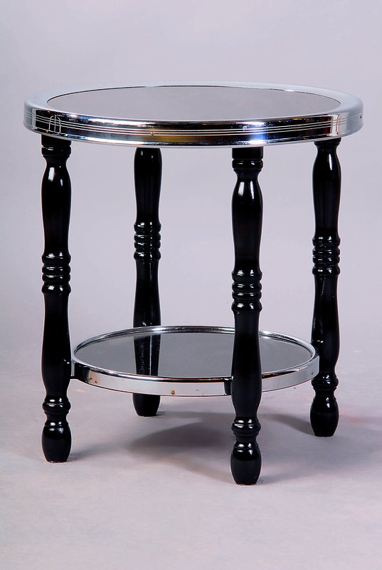Beistelltisch/Rauchtisch, wohl Frankreich, um 1935/40, Beine Buche gedrechselt im Barockstil, Ablegefläche u. Deckplatte Urwaldholz, Glasauflage, ...