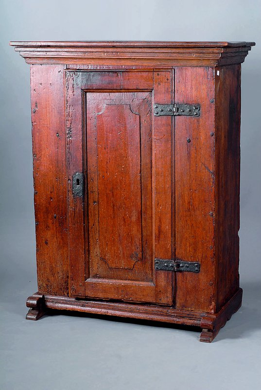 Brotschrank, deutsch, 2. Hälfte 18. Jhd., Eiche massiv, Tür auf Rahmen gearb., Orig. Schloss u. Beschl., Inlet m. Linierung, Unterbaum im 19 Jhd. ...
