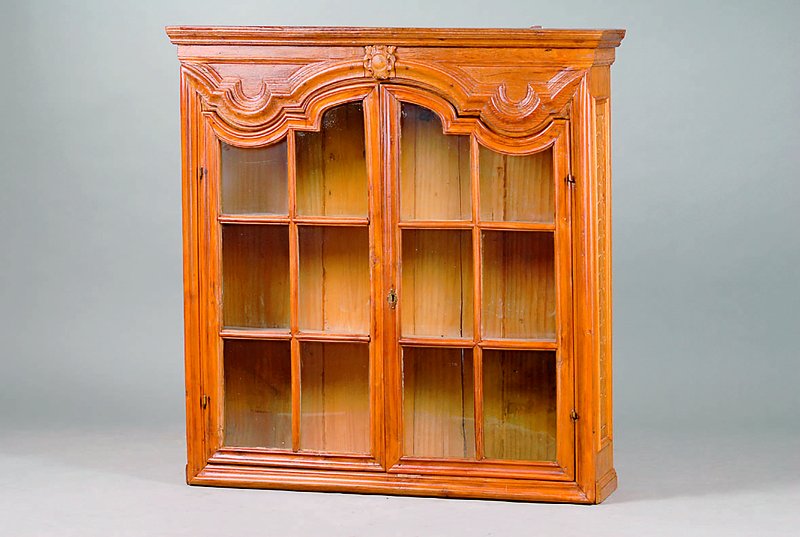 Wandschrank, deutsch, nach altem Vorbild, Mischholz/Eiche, versprosste Glastüren, ohne Schlüssel, st. Gebr.-Sp., ca. 100x97x22 cm