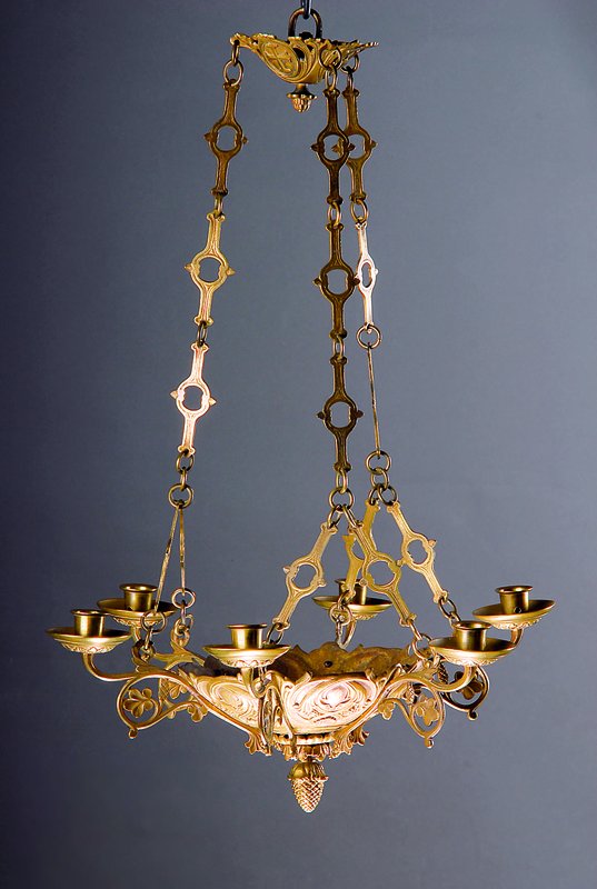 Deckenleuchter, Frankreich, um 1900, reich floral verziert, 6 Brennstellen, ehem. Kirchenlampe, D. ca. 45.5 cm, H. 68 cm, Fu.nicht gepr.