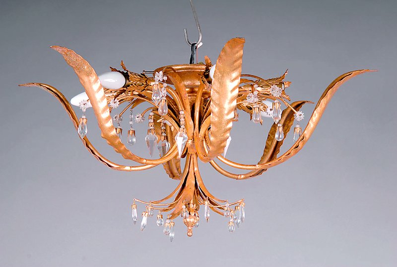 Lot zwei Deckenlampen, Italien, ca. 30-40 Jahre alt, Metall vergoldet, mit stil. Blattwerk, Glasgehänge, 6 Brennstellen, H.30/B.67cm; ...