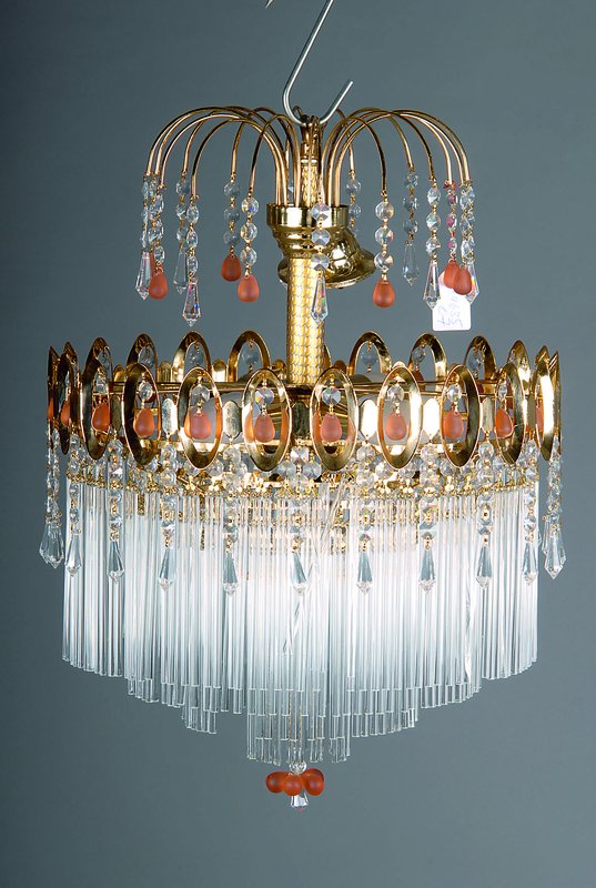 Kristalllüster, Spanien, Anfang 50er Jahre, vergoldeter Messingkranz, mit mundgeblasenen Glasapplikationen aus Murano und Klarglasstäben, ...