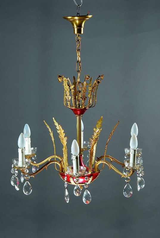 Deckenlampe, Spanien, um 1925, mehrfach geschweifte Messingmontierung sowie mit plastischer Blätterverzierung, vier Brennstellen, erneuerte Elektrik ...