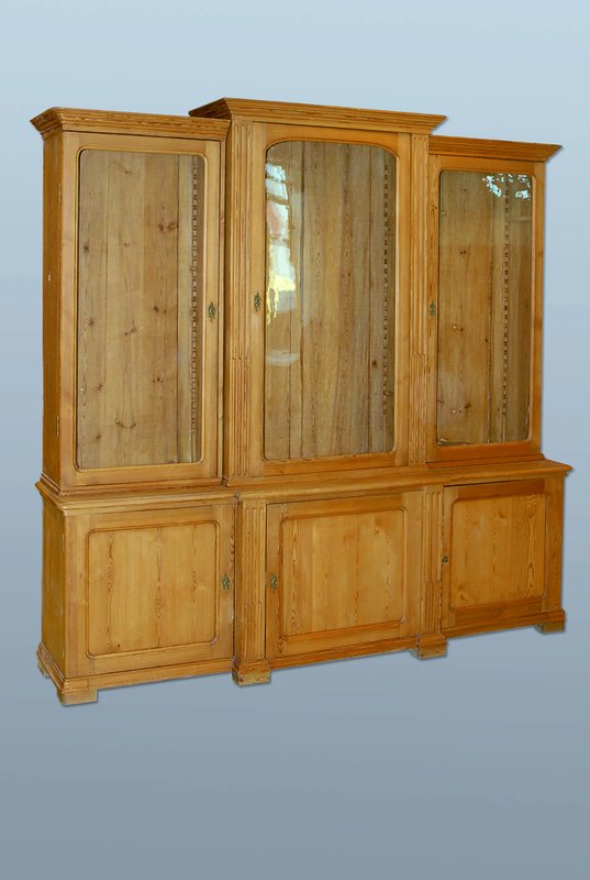 Bücherschrank, deutsch, um 1890/1900, Zirbelkiefer, 6-türig, davon 3 verglast, Inlets getreppt, Lisenen gerieft, Kopf vielfach getreppt, ...