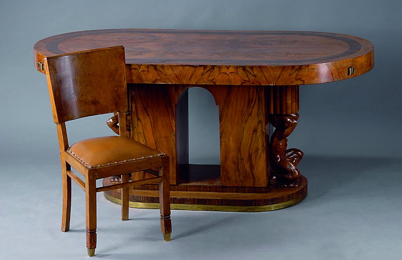 Detail b: Speisezimmer, Frankreich, wohl Paris, um 1935 , reines ART-DECO, Korpus HH/WH, Kaukasischnußbaum/Palisander vielfach gesp. verlegt, best. aus: ...