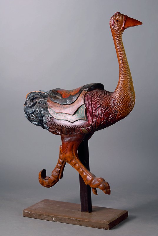 Karusselstrauss, ca. 30 Jahre alt, ca. 130x90x28 cm, Holz bunt gefaßt, schwundrissig
