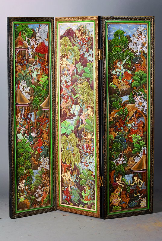 3-tlg. Paravent, Indonesien, 20.Jh., Holz, Schauseite mit reichen Flachschnitzereien v. vielfigurigen Jagdszenen, bunt bemalt, H.ca.160cm, B.je ...