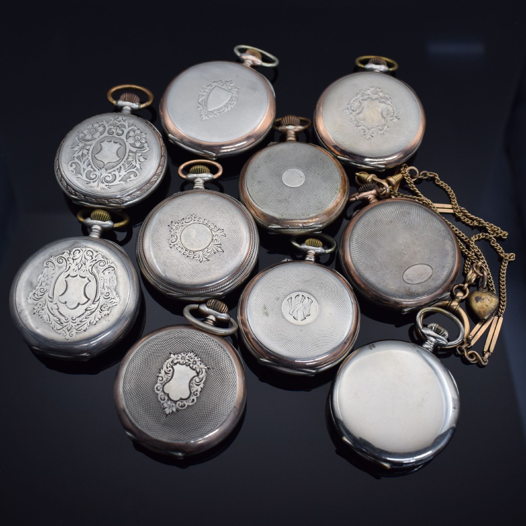 Detail c: Konvolut: 10 Taschenuhren, schweiz. Prod., um 1870-1900, meist Silbergeh., 1x System Glashütte, m. 3/4 Platine, Ankerhemmung & Zylinderhemm., alle ...