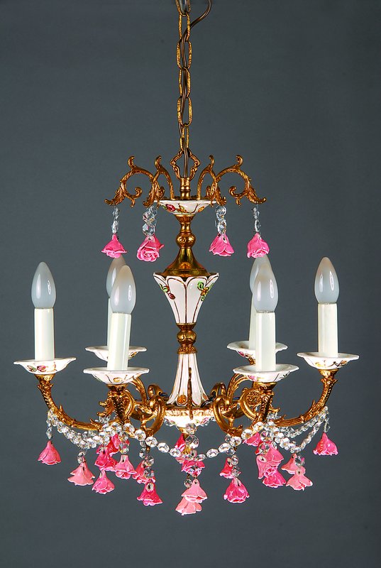 Porzellan-Deckenleuchter mit dazu passender Wandlampe, Gründerzeit, um 1930-35, Mittelbaluster, untere Rosette sowie Tellerchen aus Feinsteinzeug ...