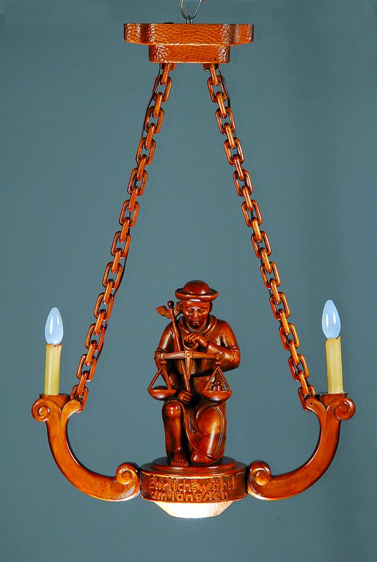 Deckenlampe, deutsch, um 1950, Barockstil, zwei Brennstellen, vollplastische Figur in Form von Merkur mit Merkurstab, Waage mit Gewichten, Buche ...