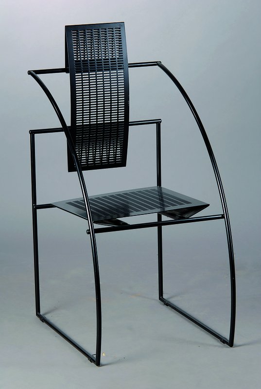 Stuhl, Botta, Mario, 1985, Schwarz lackiertes Stahlrohrgestell mit gestanzter Stahlblechlehne,Freischwinger- stuhlprinzip, H. 95, B.45, T 50 cm