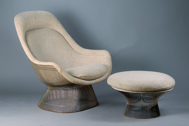 Platner Easy Chair mit Hocker, Knoll International, 70er Jahre, Entwurf Warren Platner, Metallmontur, Bezug Tanger 100% Wolle, sehr guter Zustand mit ...