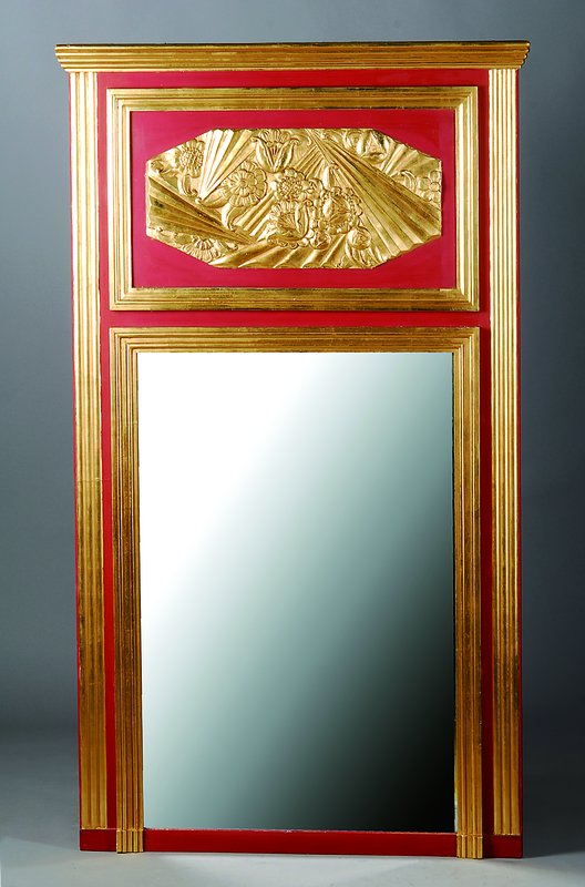 Spiegel, Art-Deco, um 1930, Rahmen gold und rotfarben gefasst, reiche Schnitzereien, Gebr.-Sp., ca. 149x87 cm