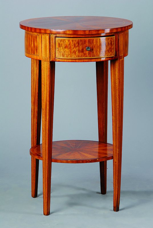 Beistelltischchen, Art-Deco, um 1930, 1-schübig, verschiedene Edelhölzer, Platte mit fächerartiger Einlegearbeit, sehr schönes Furnierbild, H. 74 ...
