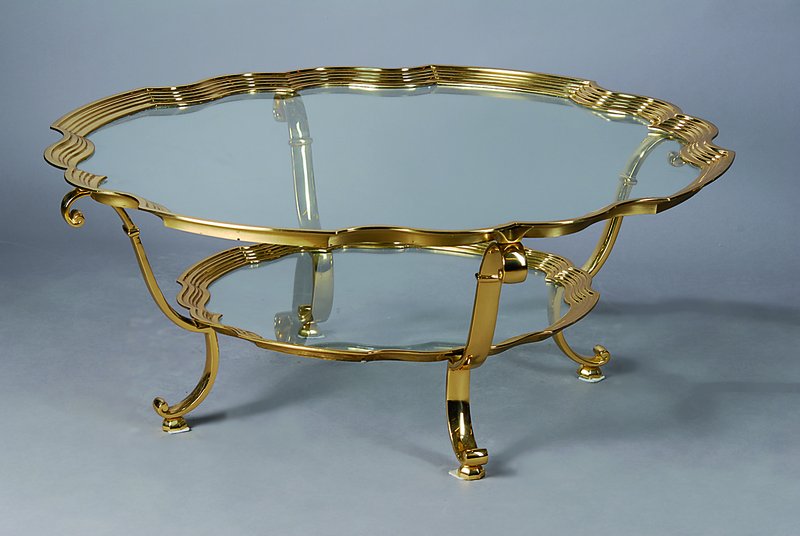Tisch, Italien, 70er Jahre, Glas, Messingmontur, im Barockstil, 2. Glasboden, H. 45 cm, D. 110 cm