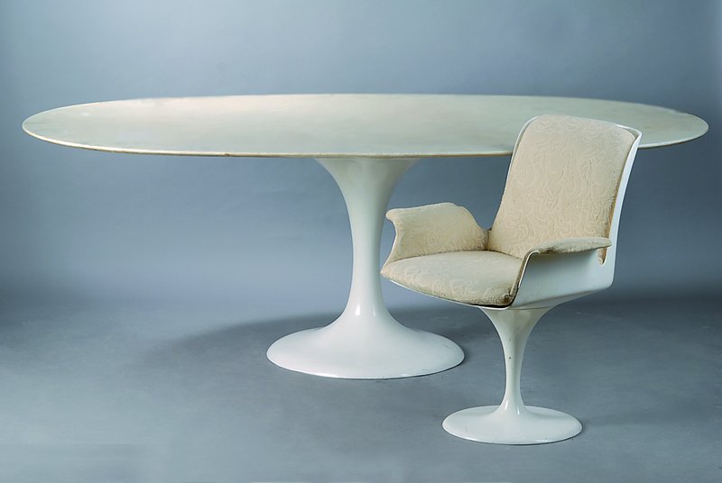 Designer Essgruppe, nach dem Vorbild v. Knoll,70er Jahre, Marmortisch und 6 Drehstühle, Firma Collection Terra, Bezüge alt belassen, teils ...