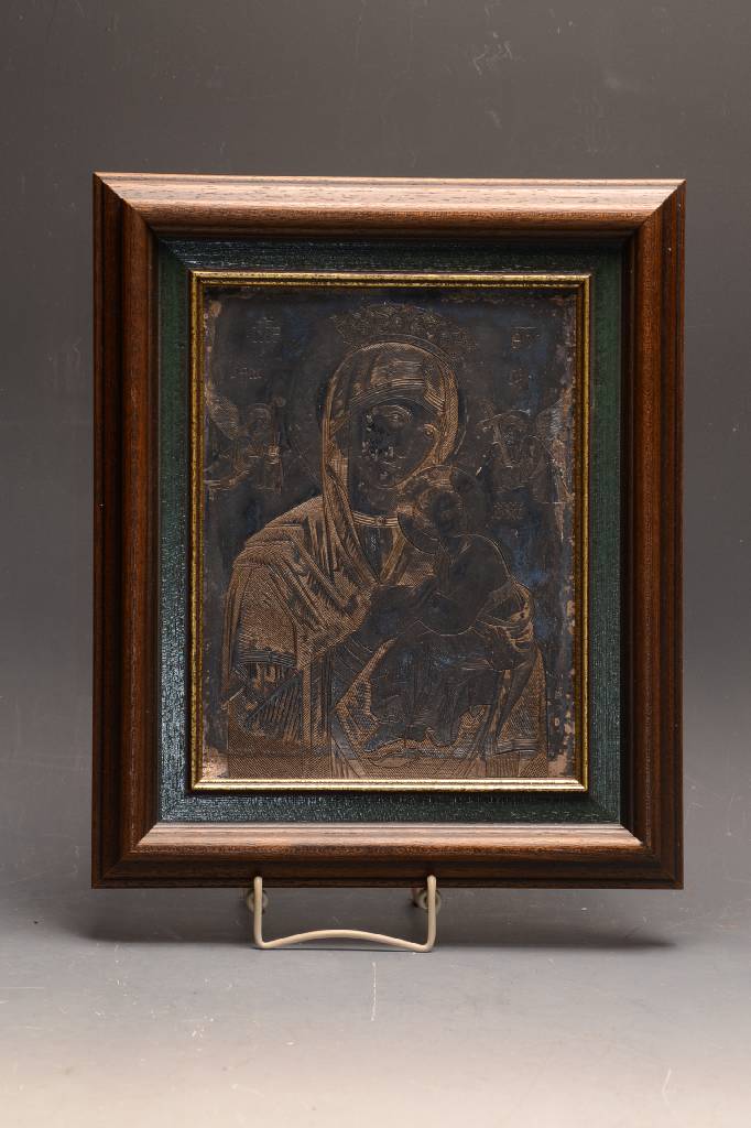 Heiligenbild, deutsch, um 1900, Metall versilbert, Hl. Mutter Gottes von Tschenstochau, fein ziseliert und punziert, ca. 21x16cm, Rahmen