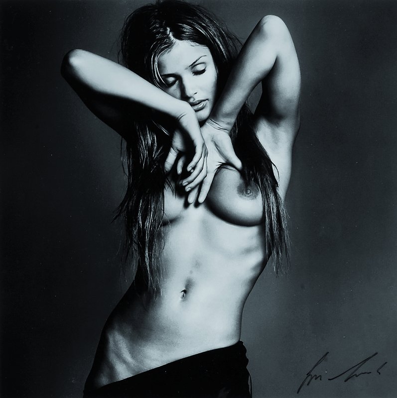 Michel Comte, geb. 1954, Fotografie Helena Christensen, handsigniert, ca. 30x30 cm, unter Glas, Rahmen