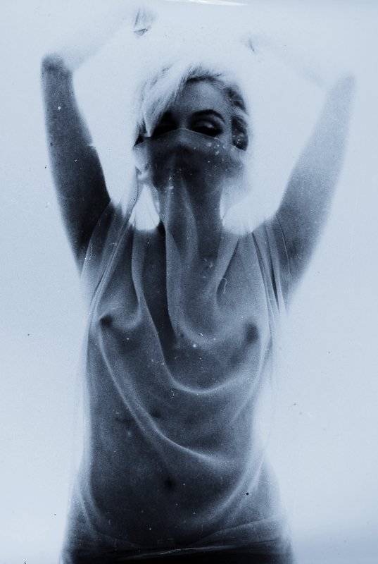 Stern Bert, "The Last Sitting", Marilyn Monroe, S/W Fotografie, verso beschriftet, illustriert in: " Bert Stern, The complete last ...