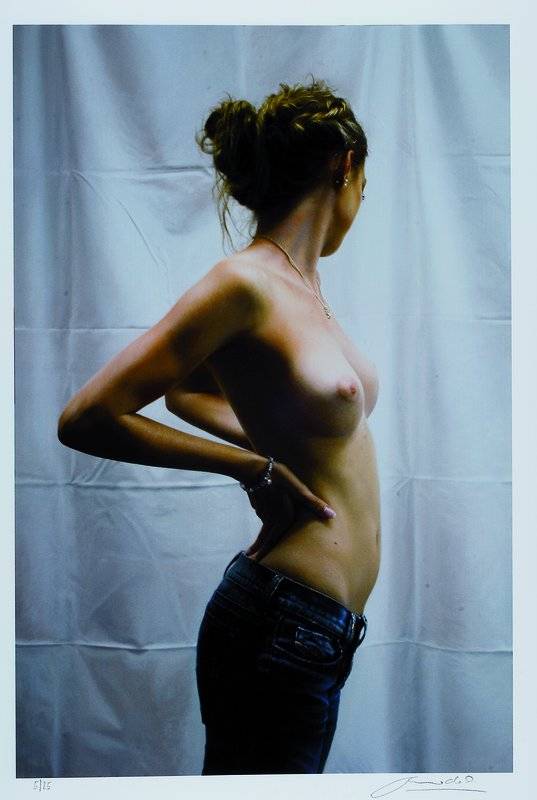 Peter Handel, geb. 1949, Karina, halbnackt mit Jeans, Giclee auf handgemachtem Baumwollpapier, signiert, nummeriert 5/25, ca.35,5 x 54,5 cm