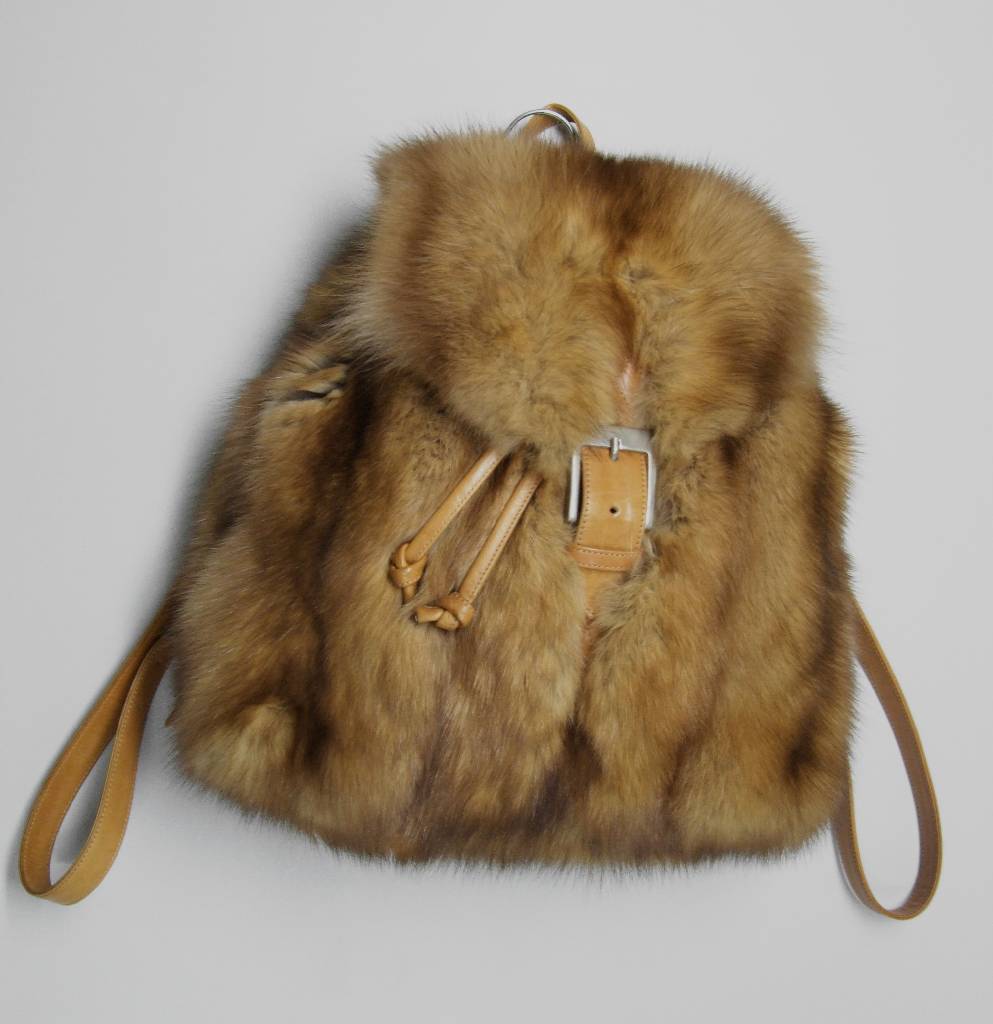 Detail b: Rucksack aus Zobel,BONNIE von MANFRED BOGNER, dunkelbraune Leder-Innenfutter, RV- Innentasche und -Fach, Innnen-Label BONNIE Manfred Bogner, ...