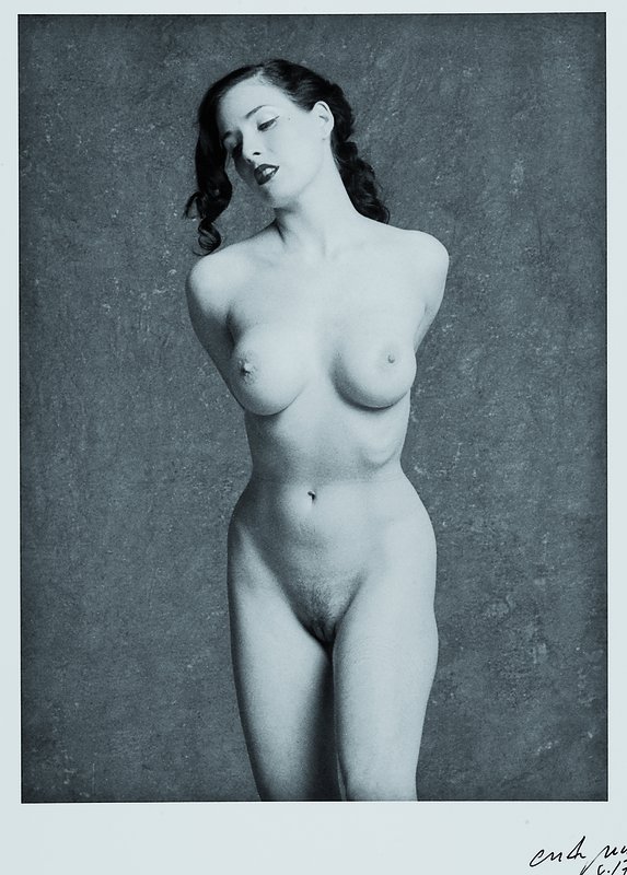 Craig Morey, geb. 1952, s/w Fotografie, Dita von Teese, rechts unten handsigniert, datiert 8.7.12, ca. 28x22 cm