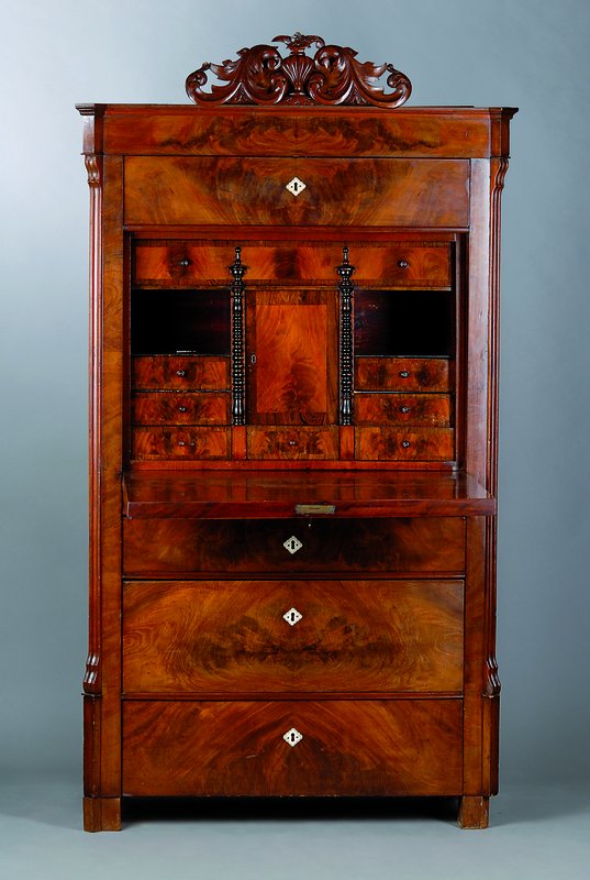 Standsekretär, Louis-Philippe, um 1860, Mahagonifurnier gespiegelt verlegt, 3-schübig,Klappe, reiche Inneneinrichtung, Kopfschublade, Kopf m. ...