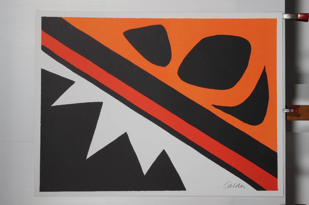 Alexander Calder, 1898-1976, zwei Farblithographien, abstrakte Darstellungen, je im Stein signiert, ca. 80x58 cm bzw. 73x55 cm