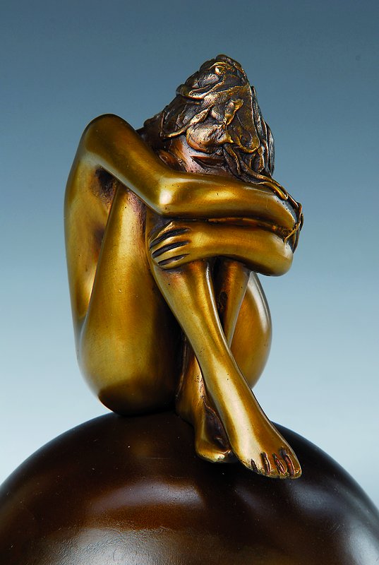 Bruno Bruni, geb. 1935 Gradara, "La Felicita", Bronzeskulptur, zweiteilig, signiert und num. 33/5000, Gießerstempel, H. ca. 18 cm