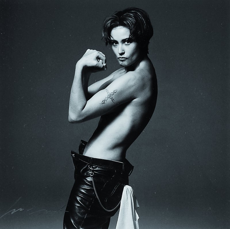 Michel Comte, geb. 1954 Zürich, s/w Fotografie, Demi Moore, handsigniert, ca. 27.5x27.5 cm, unter Glas gerahmt