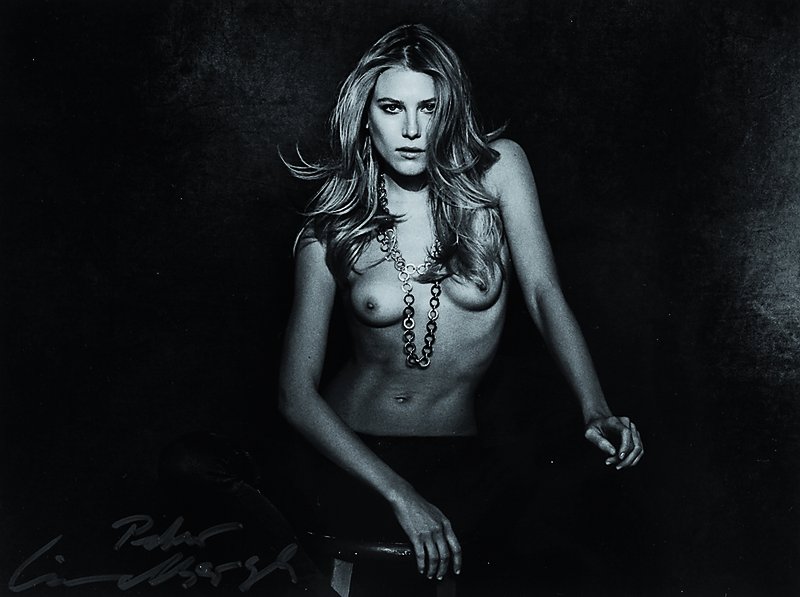 Peter Lindbergh, geb. 1944, s/w Fotografie, Fashion Model CFDA 2013, handsigniert, ca. 20.5x26.5 cm
