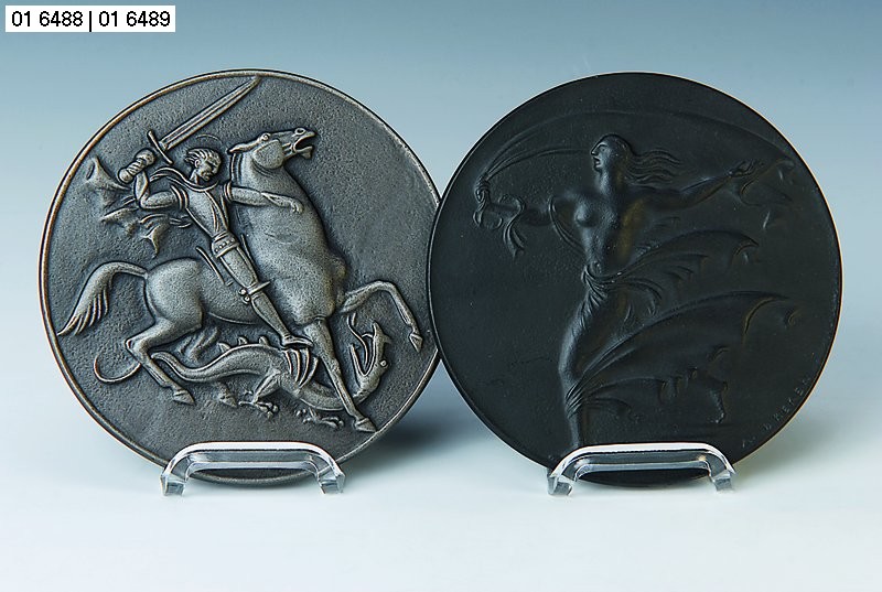 Arno Breker, 1900-1991, Eisengußrelief, Siegfried der Drachentöter, rückseitig Buderus-Stempel, D. ca. 14 cm