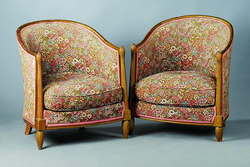 Paar Bergeren-Sessel, Frankreich, um 1890, Holzrahmen goldfarben gefaßt, Polsterung und Bezug erneuert, H. ca. 76cm, SH. ca. 43cm