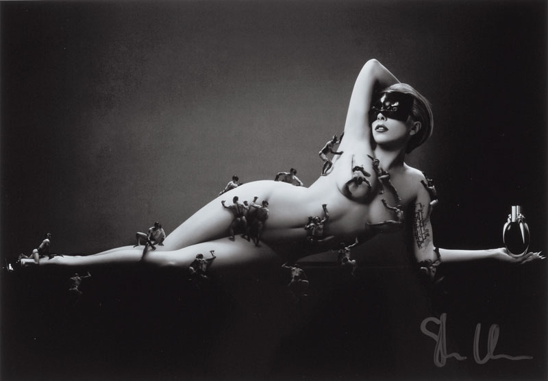 Steven Klein, geb. 1962, s/w Fotografie, Lady Gaga, Fame 2012, handsigniert, ca. 20x28,5 cm