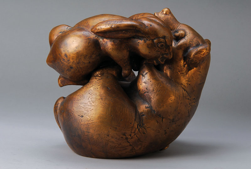 Gernot Rumpf, geb. 1941 Kaiserslautern, Bär und Hase, zweiteilige Bronzeskulptur, beide Teile monogrammiert GR und RB (steht für: Gernot Rumpf und ...