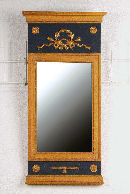 Kleiner Spiegel, 2.H. 19.Jh., Empire-Stil, Weichholzrahmen in Gold u. Königsblau gefasst,Kopf 4-fach getreppt mit Hohlkehle, Fuß passig, ...