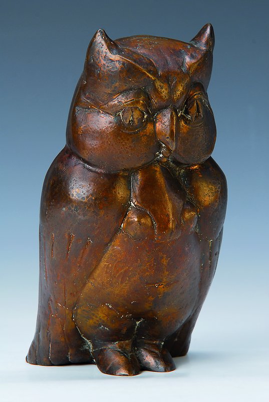 Gernot Rumpf, geb. 1941 Kaiserlautern, große Eule, Bronzeskulptur, signiert und dat. 1989, H. 24 cm, 7/25