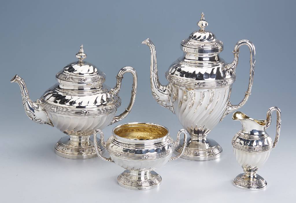 Kaffee-/Teeservice, 800er Silber, deutsch, Koch & Bergfeld, best. aus: Tee- und Kaffee- kanne, Zuckerschale und Sahnekännchen, bauchige Form, ...