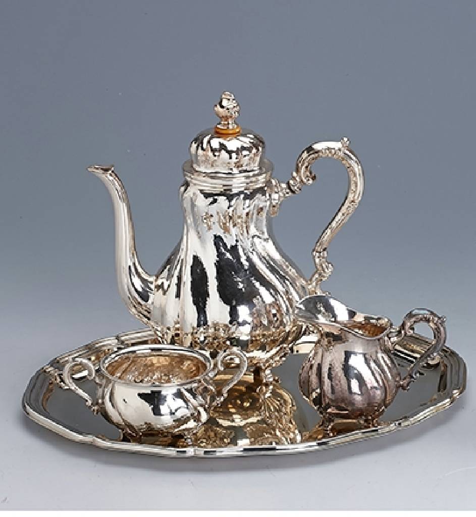 4-tlg. Mokka-Service, 925er Silber, Wilh. Binder/Schwäbisch Gmünd, best. aus: Mokka- kännchen, Korpus mit Hammerschlagverz., H. ca.18 cm, ...